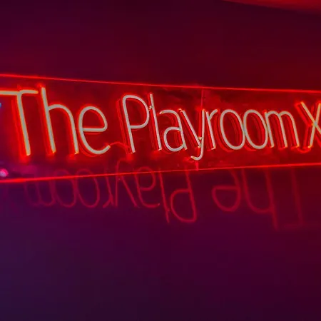Playroom Xxl Loft Avec Espace Terrasse Vue Sur Les Toits Salle De Jeux Pour Adultes Centre 10 Min De St Emilion Proche Bordeaux Villa Libourne